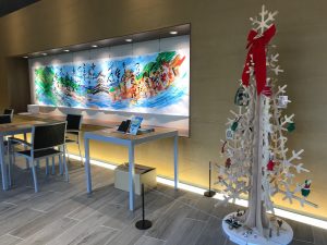 カフェのツリーには文化財オーナメントを